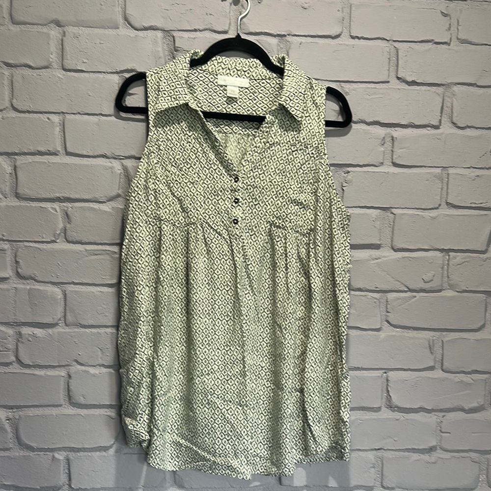 Motherhood Sleeveless Blouse - Black and White